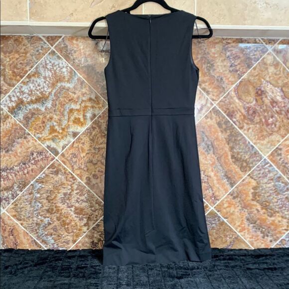 Adrienne Vittadini Black Wrap Sheath Dress with V-Neck NWT Size 2 - Picture 4 of 10